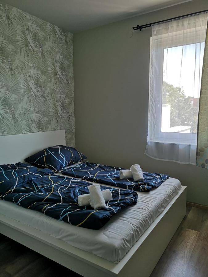 Zoeldhaz Panzio Bed & Breakfast Gyenesdias Exterior photo